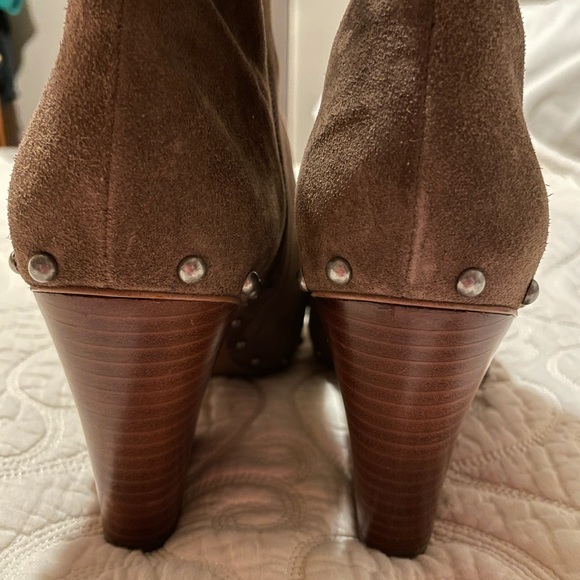BCBG Ankle Boots - Picture 3 of 6